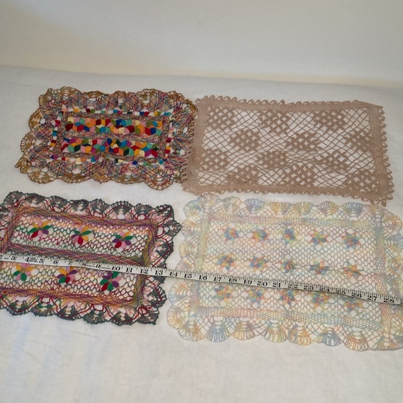 Bundle of (18)lace table runners (4) embroidery beautiful Victorian romantic - Picture 12 of 17